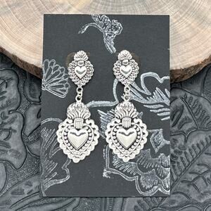 THE BOYZ SILVER Mexico Sterling Silver Double Sacred Heart Post Dangle Earrings